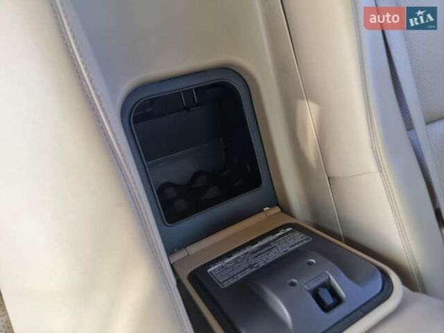 Черный Лексус ЛС, объемом двигателя 4.61 л и пробегом 246 тыс. км за 11500 $, фото 9 на Automoto.ua