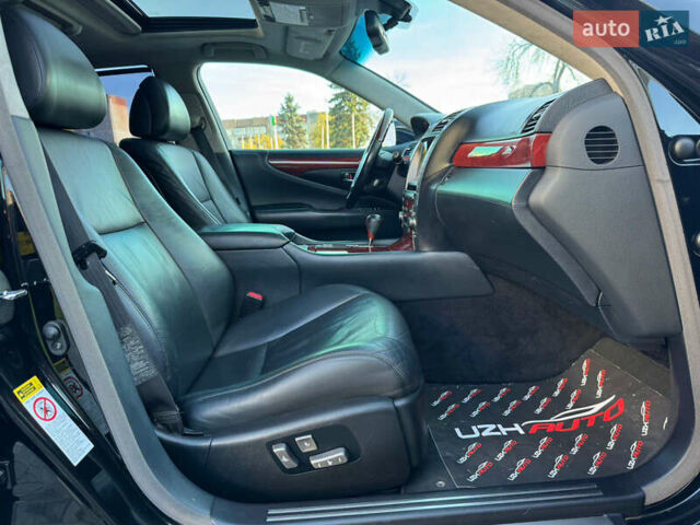 Чорний Лексус ЛС, об'ємом двигуна 4.6 л та пробігом 245 тис. км за 12700 $, фото 21 на Automoto.ua