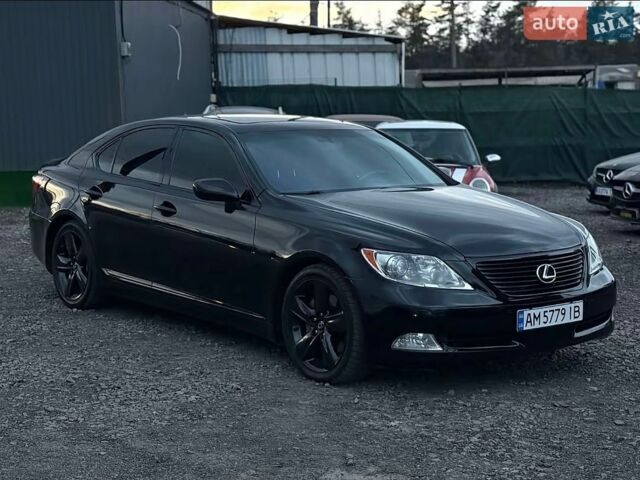 Черный Лексус ЛС, объемом двигателя 4.61 л и пробегом 375 тыс. км за 9100 $, фото 1 на Automoto.ua