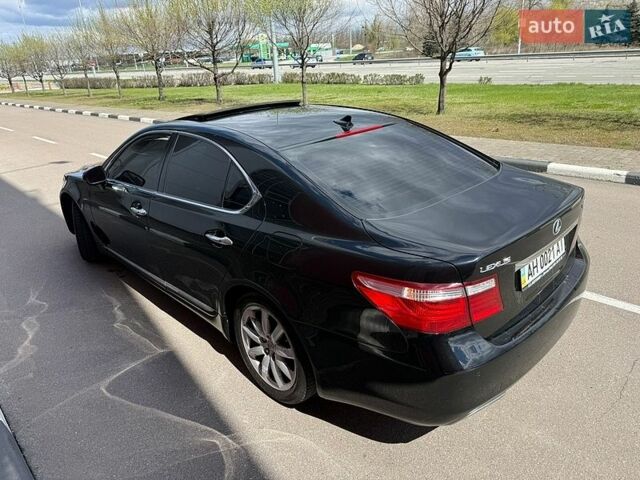 Черный Лексус ЛС, объемом двигателя 4.61 л и пробегом 153 тыс. км за 11500 $, фото 6 на Automoto.ua