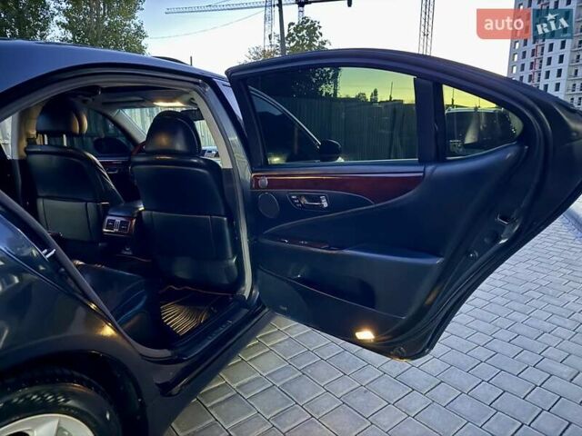 Лексус ЛС 2007 в Одессе на Automoto.ua Черный Лексус ЛС, объемом двигателя 4.61 л и пробегом 291 тыс. км за 6999 $, фото 58 на Automoto.ua