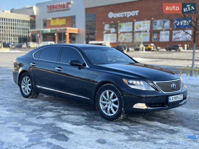 Черный Лексус ЛС, объемом двигателя 4.97 л и пробегом 223 тыс. км за 8700 $, фото 20 на Automoto.ua