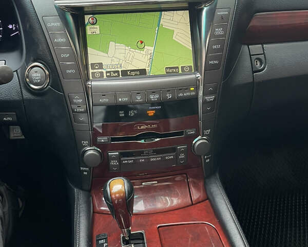 Черный Лексус ЛС, объемом двигателя 4.61 л и пробегом 355 тыс. км за 9400 $, фото 8 на Automoto.ua