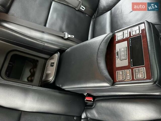 Черный Лексус ЛС, объемом двигателя 4.61 л и пробегом 229 тыс. км за 11500 $, фото 38 на Automoto.ua