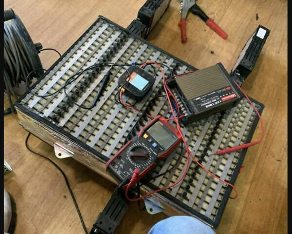 Черный Лексус ЛС, объемом двигателя 4.97 л и пробегом 222 тыс. км за 9900 $, фото 57 на Automoto.ua