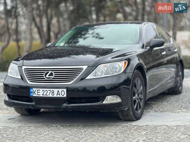 Чорний Лексус ЛС, об'ємом двигуна 0 л та пробігом 272 тис. км за 8500 $, фото 16 на Automoto.ua