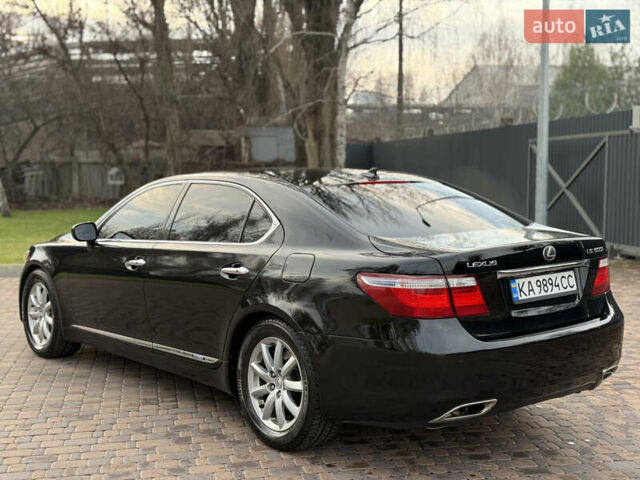 Черный Лексус ЛС, объемом двигателя 4.97 л и пробегом 222 тыс. км за 9900 $, фото 10 на Automoto.ua