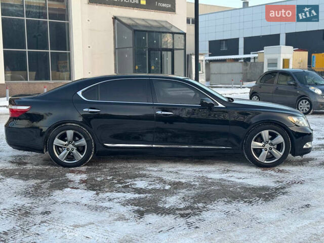 Черный Лексус ЛС, объемом двигателя 4.61 л и пробегом 182 тыс. км за 8900 $, фото 5 на Automoto.ua