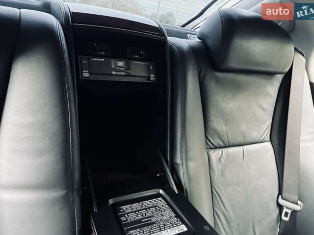 Черный Лексус ЛС, объемом двигателя 4.61 л и пробегом 184 тыс. км за 10700 $, фото 12 на Automoto.ua