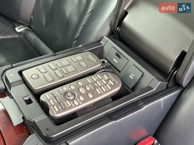 Черный Лексус ЛС, объемом двигателя 4.6 л и пробегом 277 тыс. км за 14999 $, фото 34 на Automoto.ua