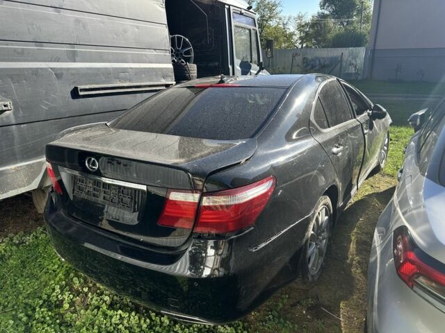 Чорний Лексус ЛС, об'ємом двигуна 4.6 л та пробігом 350 тис. км за 3950 $, фото 1 на Automoto.ua