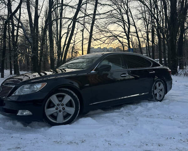 Черный Лексус ЛС, объемом двигателя 4.61 л и пробегом 393 тыс. км за 8500 $, фото 3 на Automoto.ua
