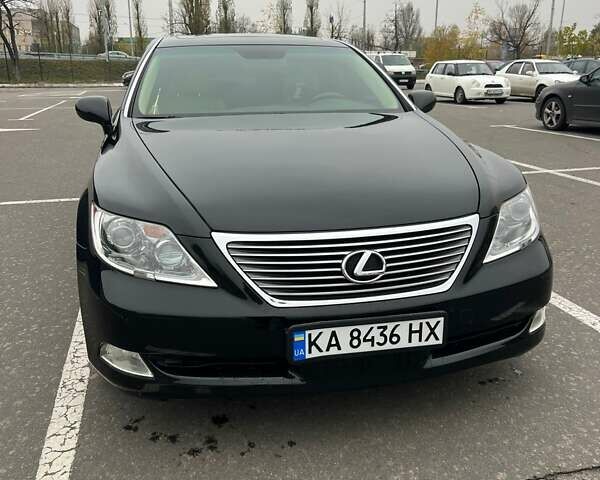 Черный Лексус ЛС, объемом двигателя 4.61 л и пробегом 259 тыс. км за 9507 $, фото 10 на Automoto.ua