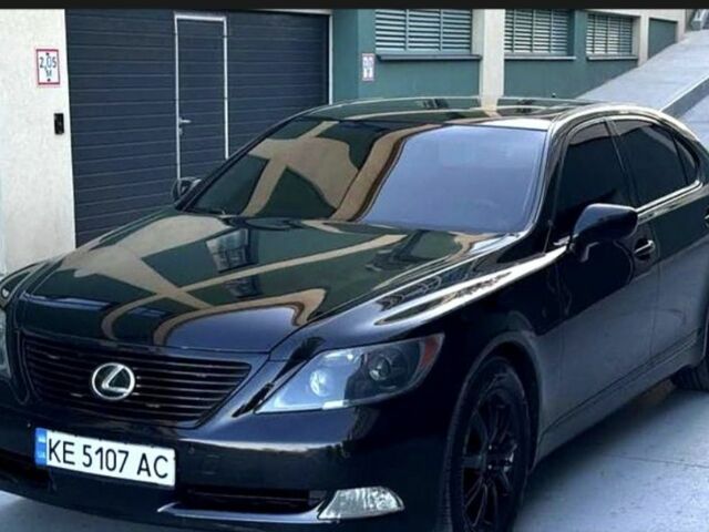 Чорний Лексус ЛС, об'ємом двигуна 4.6 л та пробігом 285 тис. км за 11000 $, фото 4 на Automoto.ua