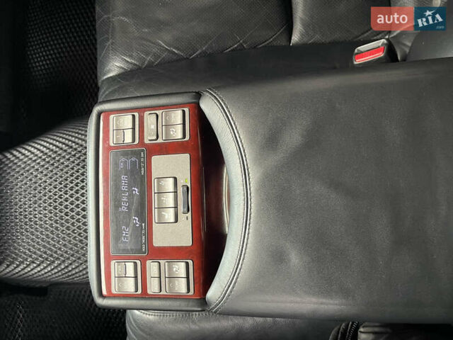 Черный Лексус ЛС, объемом двигателя 4.61 л и пробегом 355 тыс. км за 9400 $, фото 16 на Automoto.ua