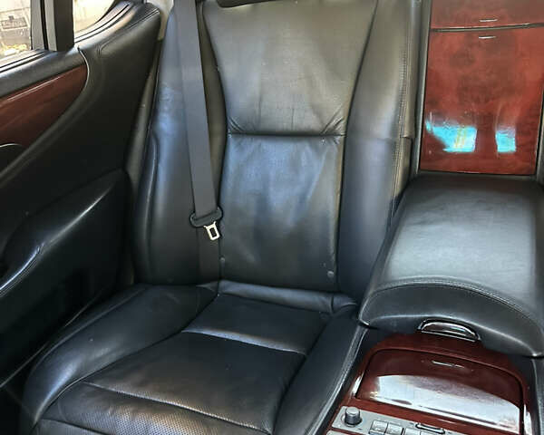 Чорний Лексус ЛС, об'ємом двигуна 4.61 л та пробігом 182 тис. км за 13500 $, фото 6 на Automoto.ua