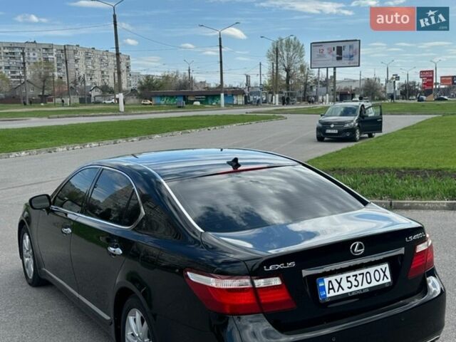 Черный Лексус ЛС, объемом двигателя 4.61 л и пробегом 277 тыс. км за 10999 $, фото 8 на Automoto.ua