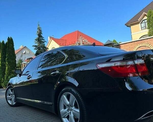 Чорний Лексус ЛС, об'ємом двигуна 4.6 л та пробігом 200 тис. км за 13000 $, фото 2 на Automoto.ua