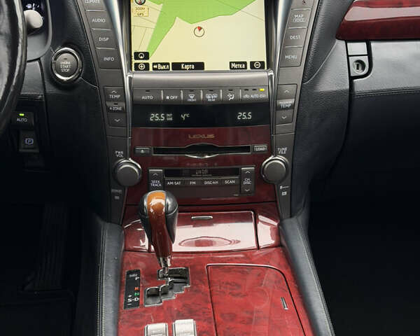 Черный Лексус ЛС, объемом двигателя 4.6 л и пробегом 277 тыс. км за 14999 $, фото 59 на Automoto.ua