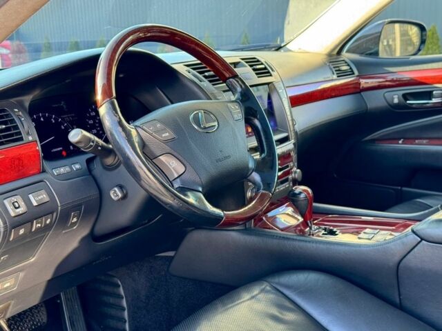 Чорний Лексус ЛС, об'ємом двигуна 4.6 л та пробігом 245 тис. км за 12700 $, фото 8 на Automoto.ua