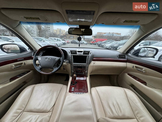 Черный Лексус ЛС, объемом двигателя 4.61 л и пробегом 138 тыс. км за 9999 $, фото 14 на Automoto.ua