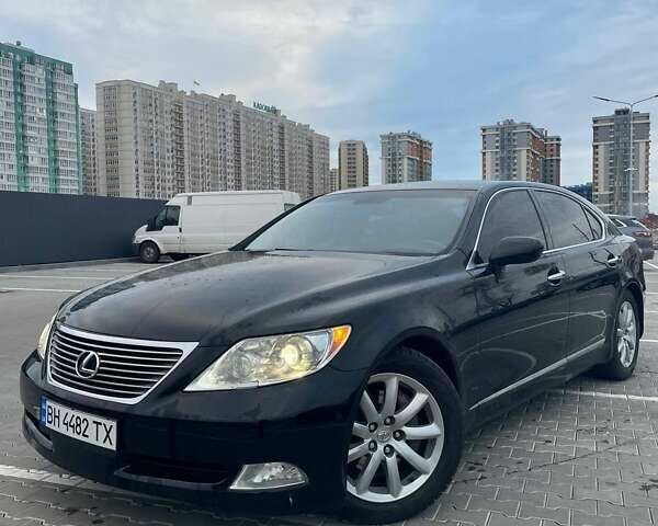 Чорний Лексус ЛС, об'ємом двигуна 4.61 л та пробігом 218 тис. км за 10800 $, фото 5 на Automoto.ua