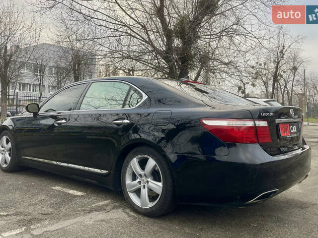 Черный Лексус ЛС, объемом двигателя 4.61 л и пробегом 235 тыс. км за 11999 $, фото 2 на Automoto.ua