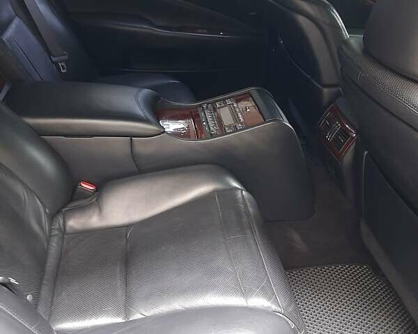 Черный Лексус ЛС, объемом двигателя 4.97 л и пробегом 229 тыс. км за 10800 $, фото 22 на Automoto.ua