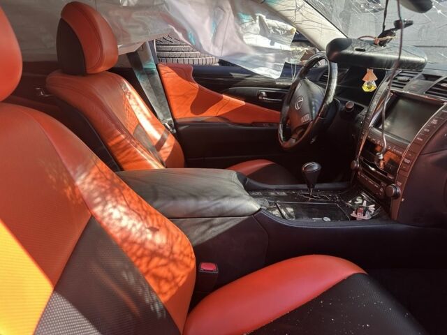Чорний Лексус ЛС, об'ємом двигуна 4.6 л та пробігом 350 тис. км за 3950 $, фото 7 на Automoto.ua