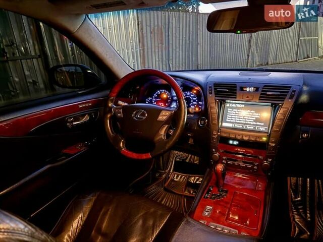 Лексус ЛС 2007 в Одессе на Automoto.ua Черный Лексус ЛС, объемом двигателя 4.61 л и пробегом 291 тыс. км за 6999 $, фото 67 на Automoto.ua