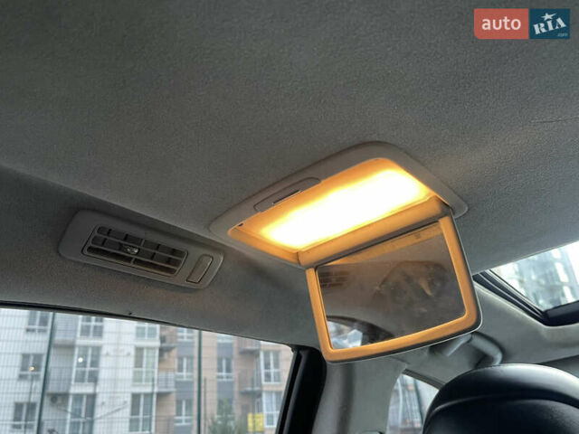 Черный Лексус ЛС, объемом двигателя 4.61 л и пробегом 355 тыс. км за 9400 $, фото 6 на Automoto.ua