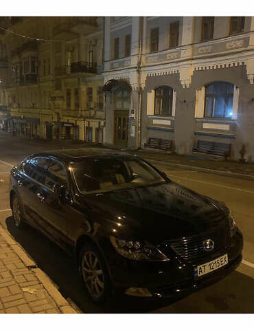 Чорний Лексус ЛС, об'ємом двигуна 5 л та пробігом 279 тис. км за 18000 $, фото 1 на Automoto.ua