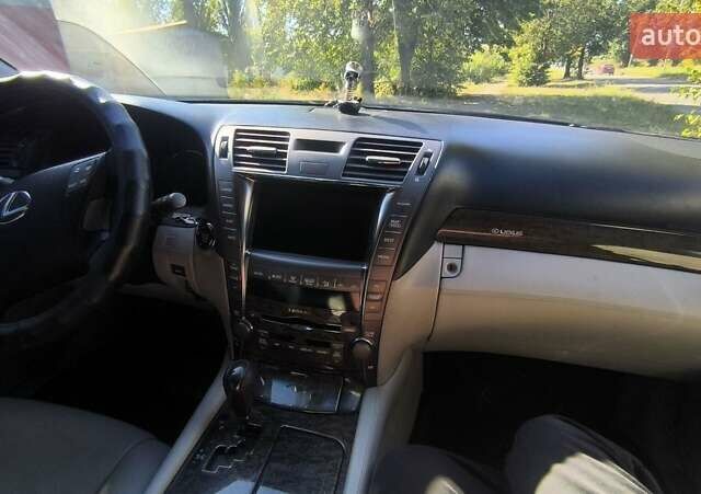 Чорний Лексус ЛС, об'ємом двигуна 4.6 л та пробігом 170 тис. км за 15300 $, фото 2 на Automoto.ua