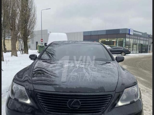 Черный Лексус ЛС, объемом двигателя 4.6 л и пробегом 250 тыс. км за 7800 $, фото 1 на Automoto.ua