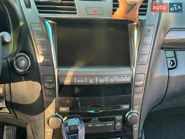 Черный Лексус ЛС, объемом двигателя 4.61 л и пробегом 373 тыс. км за 9300 $, фото 10 на Automoto.ua