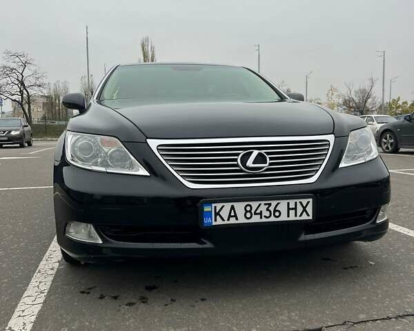 Черный Лексус ЛС, объемом двигателя 4.61 л и пробегом 259 тыс. км за 9507 $, фото 7 на Automoto.ua