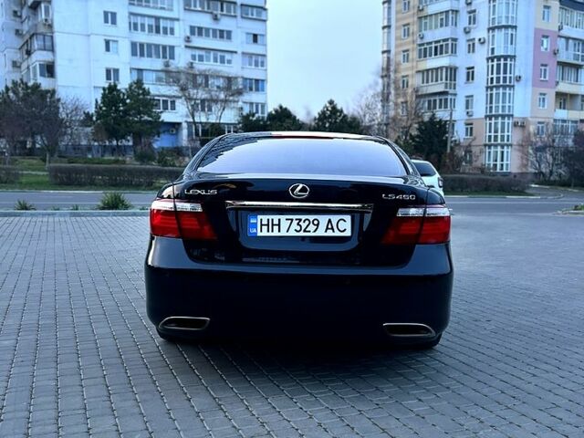 Черный Лексус ЛС, объемом двигателя 4.6 л и пробегом 200 тыс. км за 13500 $, фото 2 на Automoto.ua