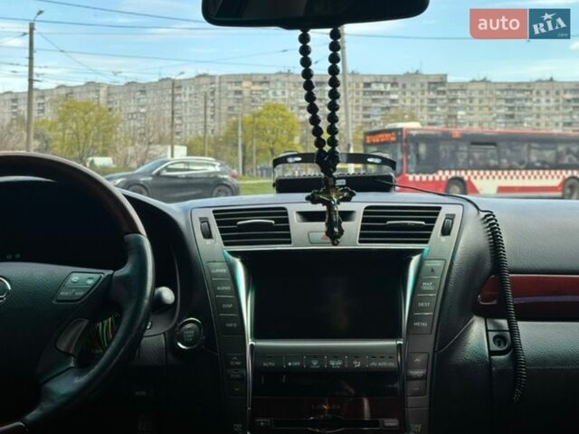 Черный Лексус ЛС, объемом двигателя 4.61 л и пробегом 277 тыс. км за 10999 $, фото 16 на Automoto.ua