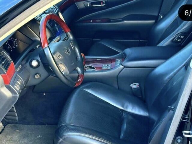 Черный Лексус ЛС, объемом двигателя 4.6 л и пробегом 285 тыс. км за 13000 $, фото 2 на Automoto.ua