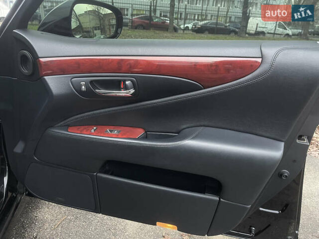 Черный Лексус ЛС, объемом двигателя 4.61 л и пробегом 235 тыс. км за 11999 $, фото 37 на Automoto.ua