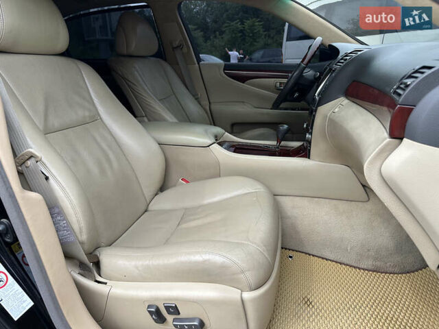 Черный Лексус ЛС, объемом двигателя 4.61 л и пробегом 226 тыс. км за 5999 $, фото 11 на Automoto.ua