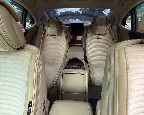 Черный Лексус ЛС, объемом двигателя 4.6 л и пробегом 257 тыс. км за 15000 $, фото 5 на Automoto.ua