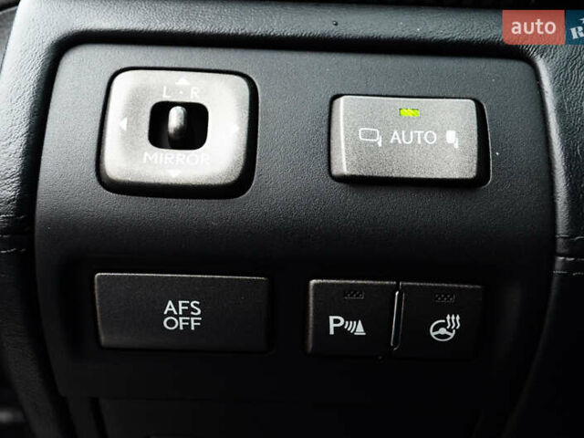 Черный Лексус ЛС, объемом двигателя 4.61 л и пробегом 275 тыс. км за 13900 $, фото 32 на Automoto.ua