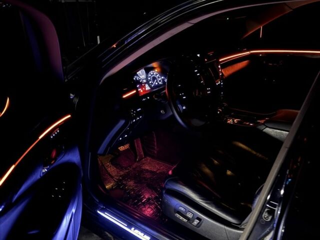 Черный Лексус ЛС, объемом двигателя 4.6 л и пробегом 280 тыс. км за 14049 $, фото 18 на Automoto.ua