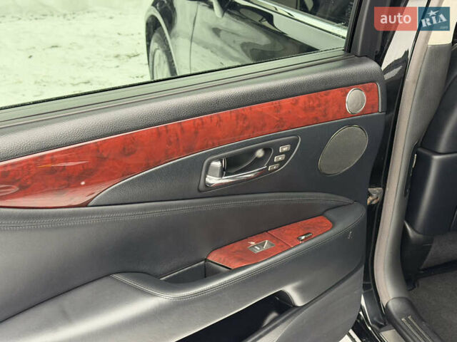 Черный Лексус ЛС, объемом двигателя 4.6 л и пробегом 277 тыс. км за 14999 $, фото 30 на Automoto.ua