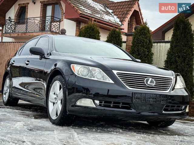 Черный Лексус ЛС, объемом двигателя 4.6 л и пробегом 175 тыс. км за 9900 $, фото 8 на Automoto.ua