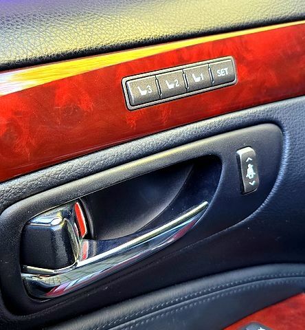 Чорний Лексус ЛС, об'ємом двигуна 4.6 л та пробігом 190 тис. км за 15000 $, фото 11 на Automoto.ua