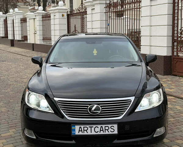 Черный Лексус ЛС, объемом двигателя 4.61 л и пробегом 200 тыс. км за 10900 $, фото 4 на Automoto.ua