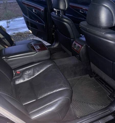 Черный Лексус ЛС, объемом двигателя 4.61 л и пробегом 198 тыс. км за 9400 $, фото 32 на Automoto.ua