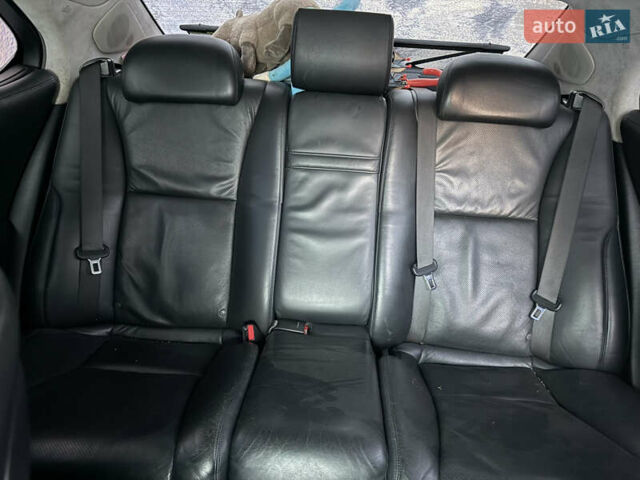 Черный Лексус ЛС, объемом двигателя 4.61 л и пробегом 312 тыс. км за 6300 $, фото 30 на Automoto.ua